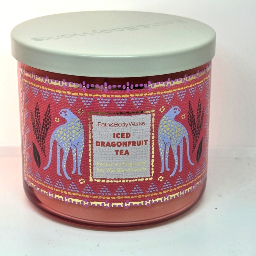 Bath & Body Works Iced Dragonfruit Tea Candle